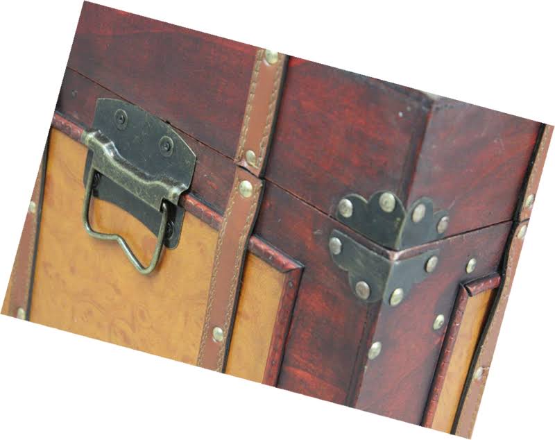 Large Antique Style Steamer Trunk A9428