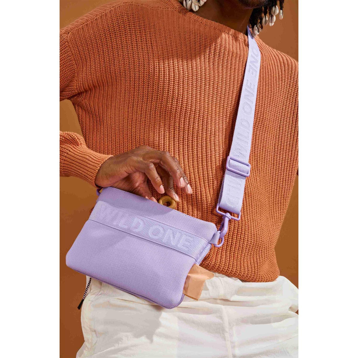 Treat Pouch L8248