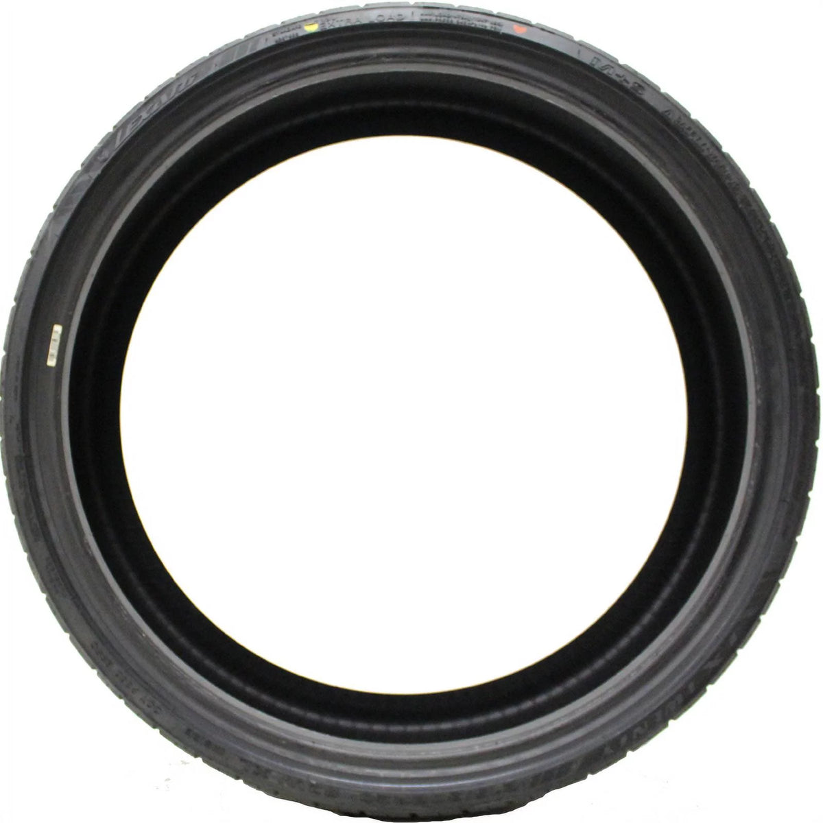 285/25ZR20 93W XL Performance Tire Y7996