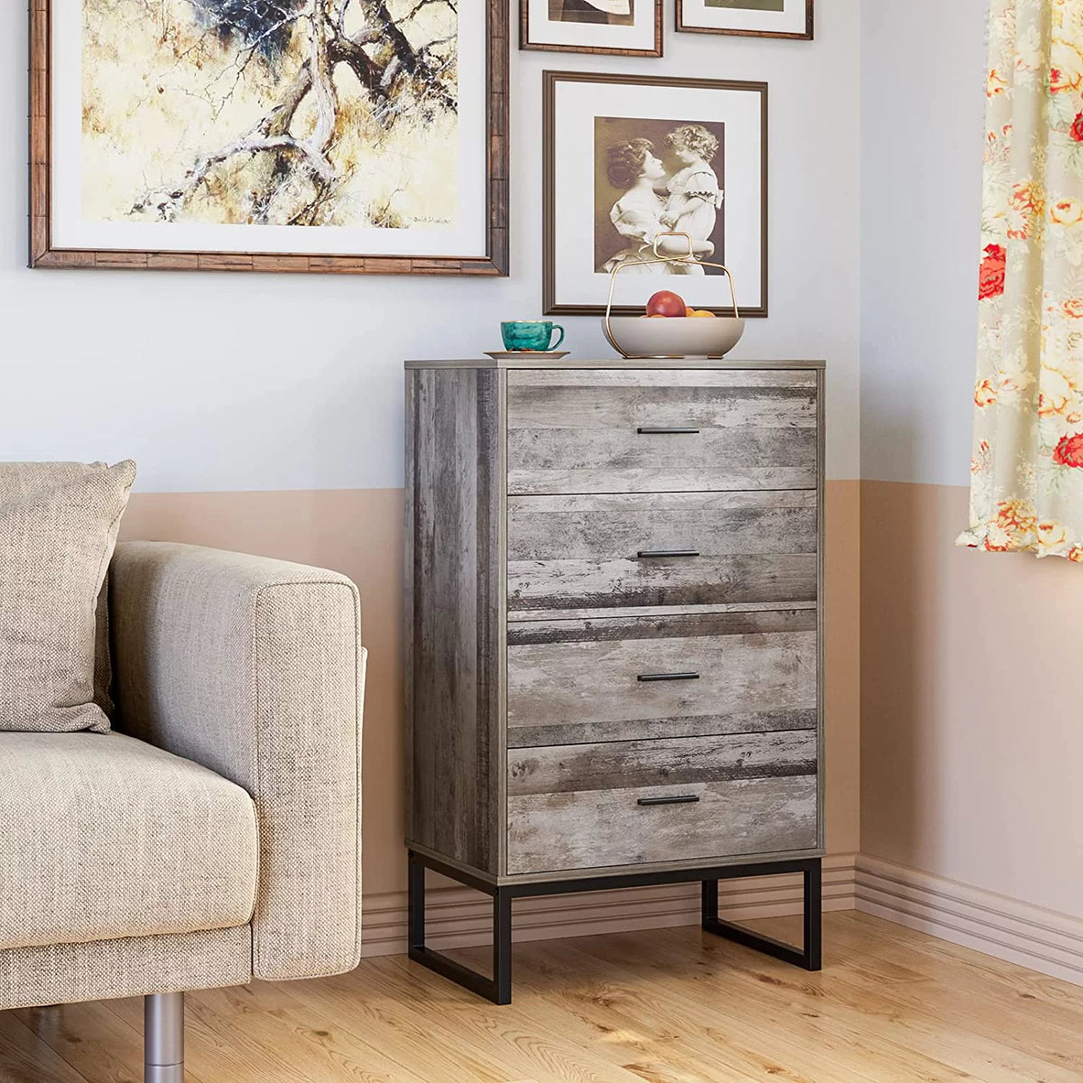 4 Drawer Wood Dresser W968417