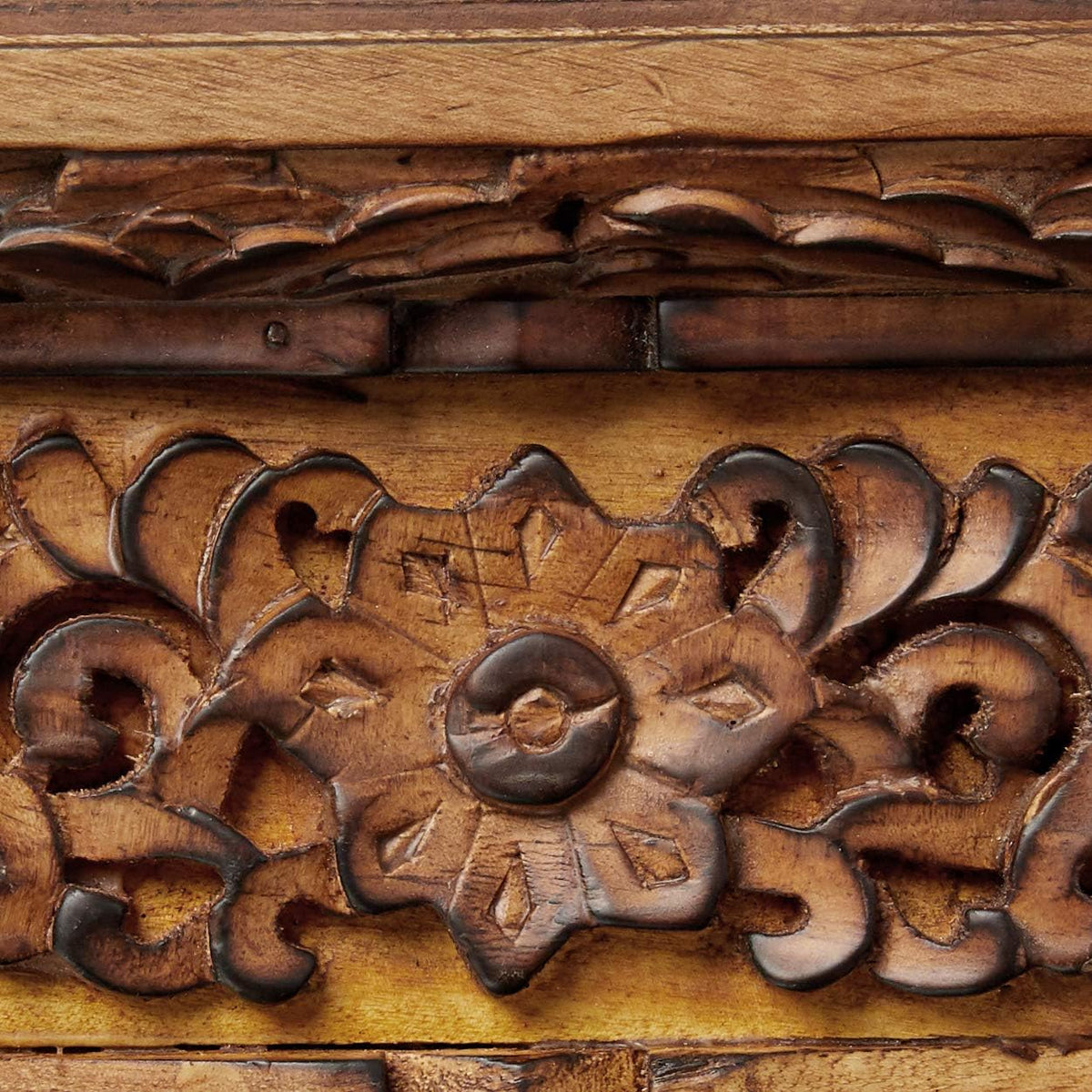 Small Wood Altar Table H418
